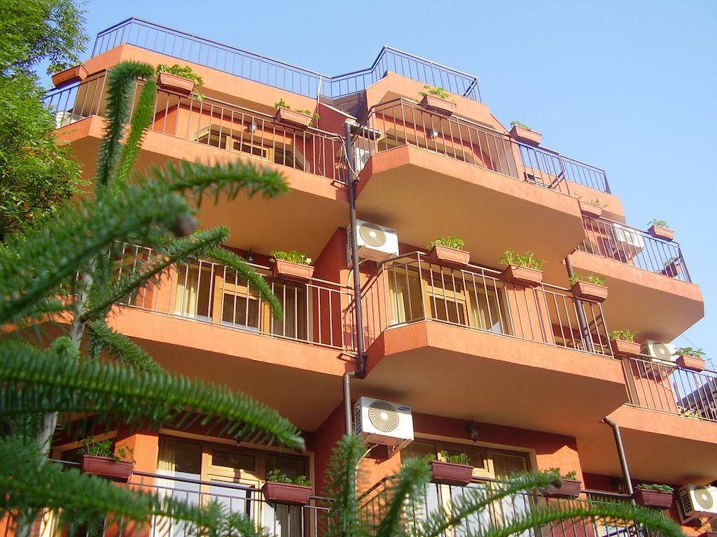 Terra Guest House Ravda Extérieur photo